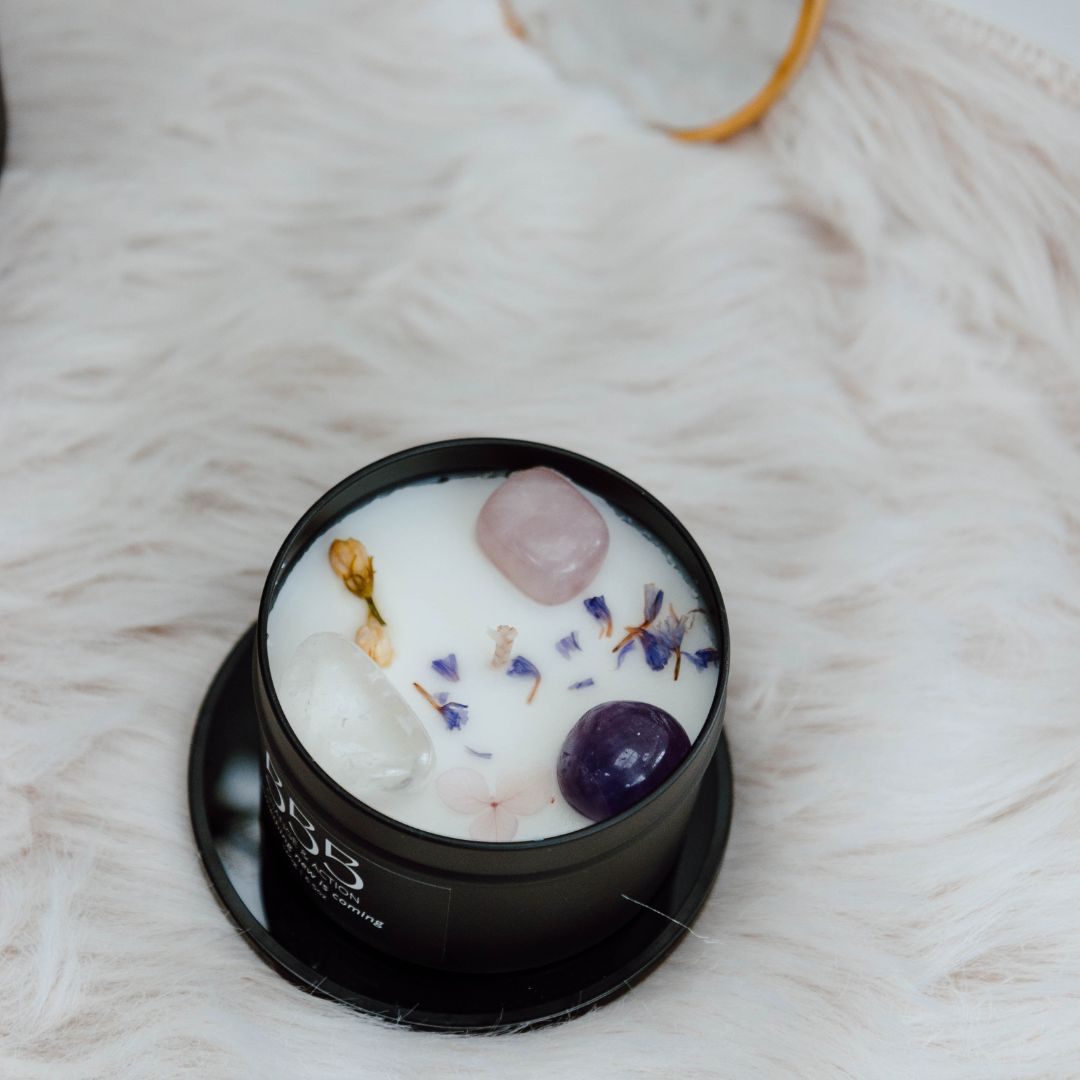 Black manifest candle 555