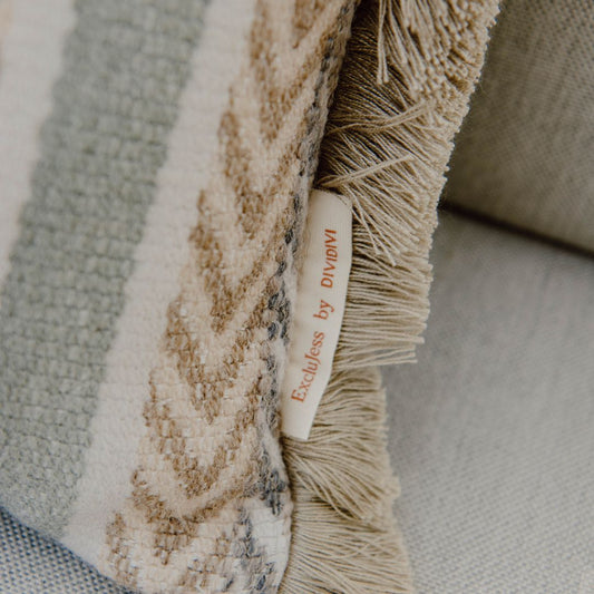 Luxury decorative cushions 50 x 30 with fringes