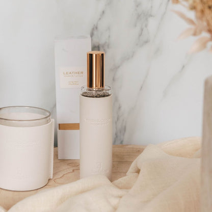 Vanilla and coconut white leather feel room spray