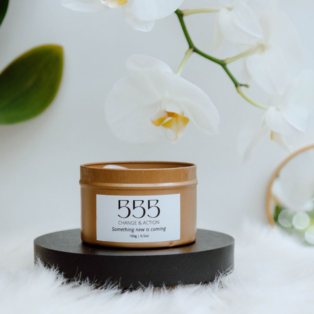 Gold manifest candle 555