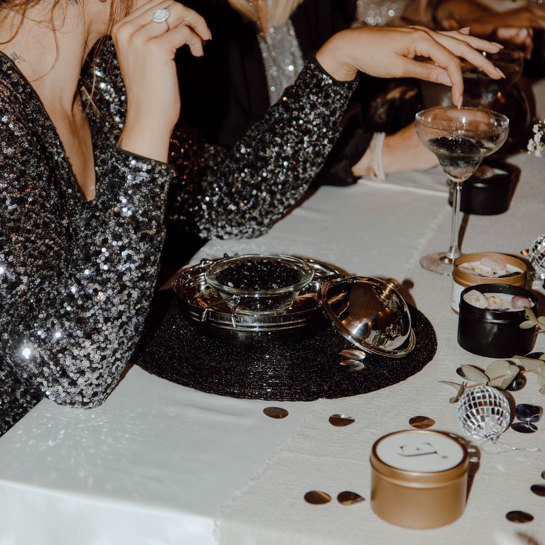 Gold manifest candle 333