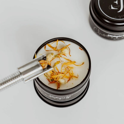 Quote candle in tin – Choose your own guest (small size)